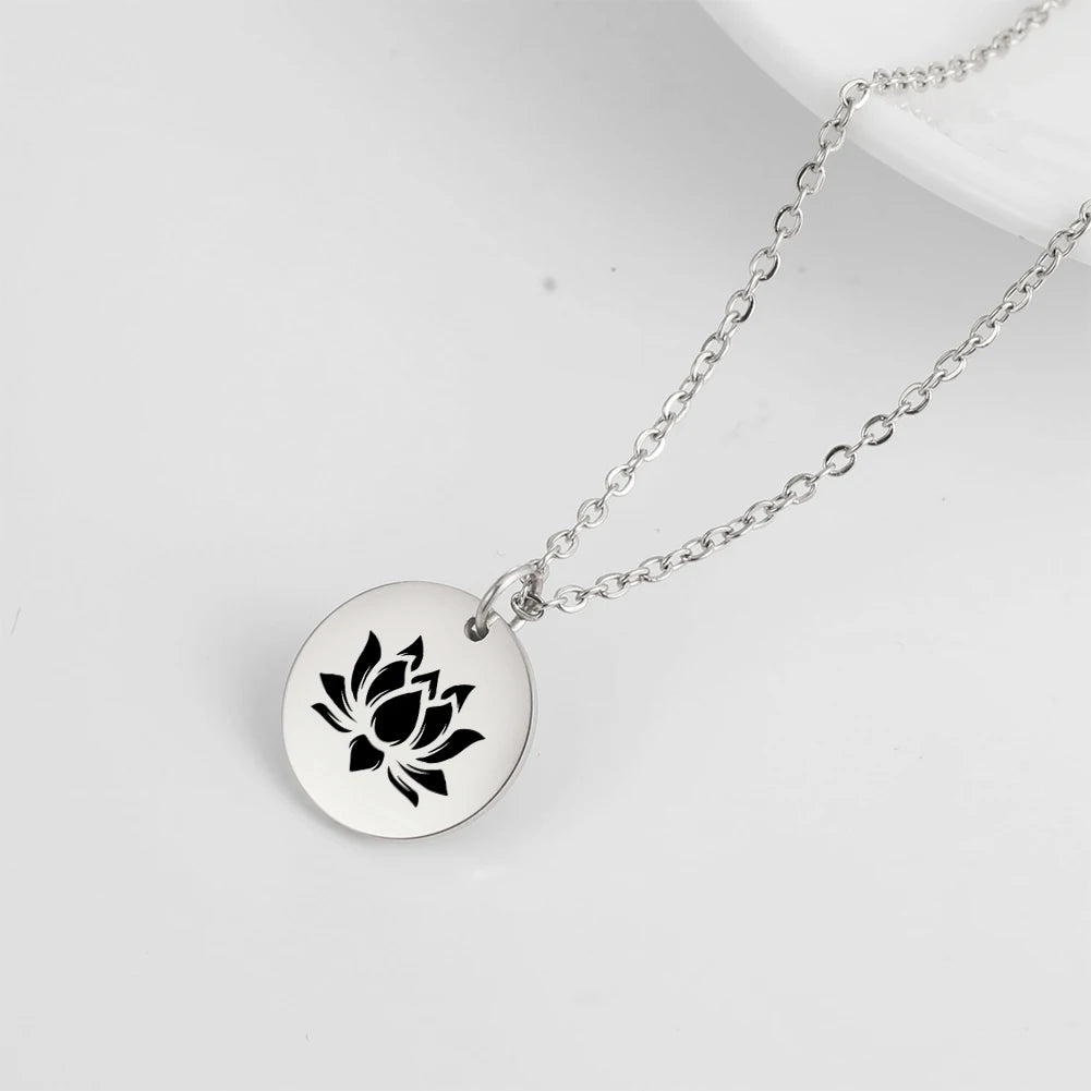 Dawapara Vintage Lotus Flower Necklace